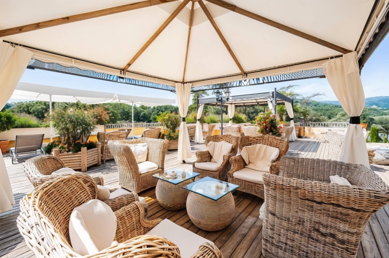 Le restaurant - L'Auberge Savoyarde - restaurant PIERRE-BENITE